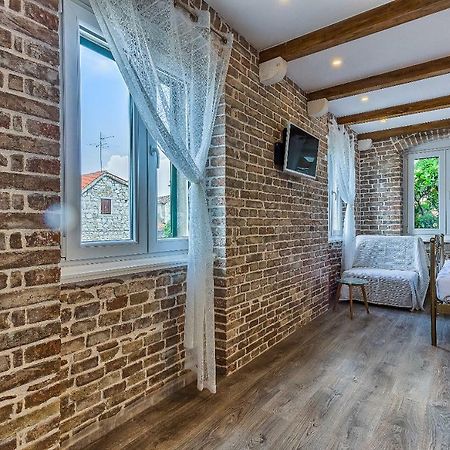Charming Studio Apartment Split Bagian luar foto